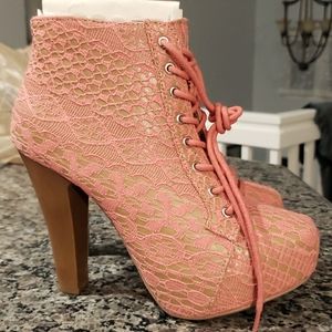 NEW !!Lace Bootie Shoes Pink Size 6 Charlotte Russe